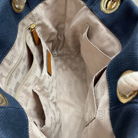 Michael Kors Blue Nautical Handbag - Picture 8 of 9